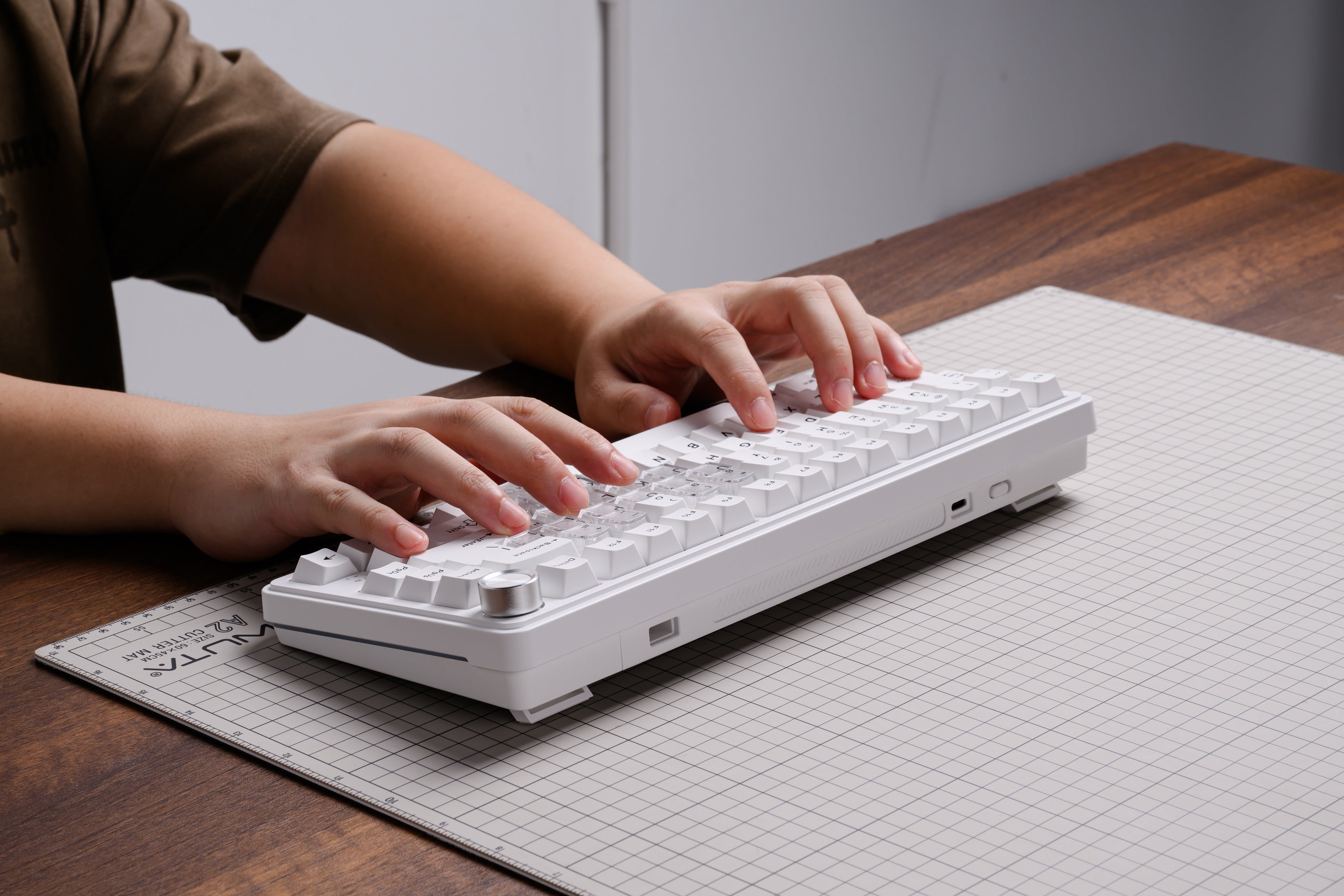 XVX M75 Lumina 75% Tri-Mode Gasket Mechanical Keyboard with Knob